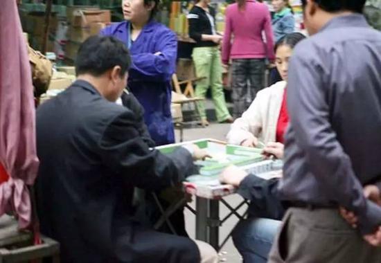 6月起一批新規(guī)將實(shí)施 網(wǎng)絡(luò)安全法強(qiáng)化個(gè)人信息保護(hù)與食品經(jīng)營(yíng)安全升級(jí)